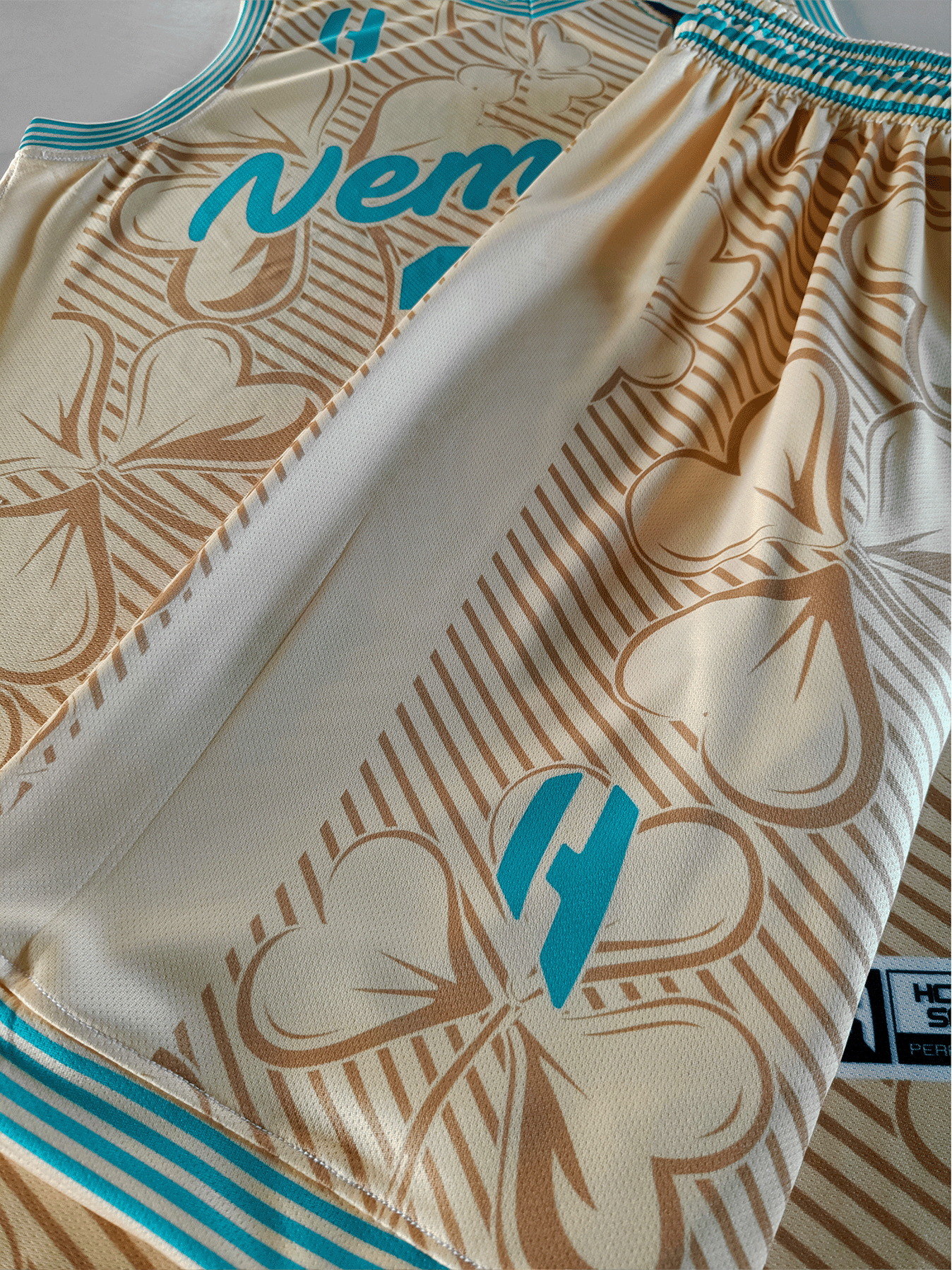 Custom Basketball Jersey and Shorts – Personalized Team Name, Player Name & Number – No Minimum Order- HX283BS